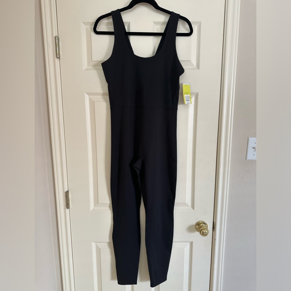 NWT All in Motion Scoop Neck Body Suit Black - Size L
